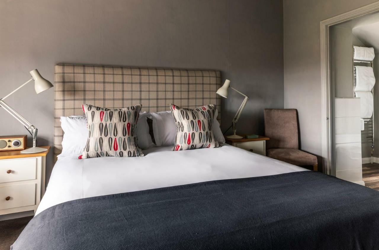 Crown And Castle Hotel Orford Ngoại thất bức ảnh